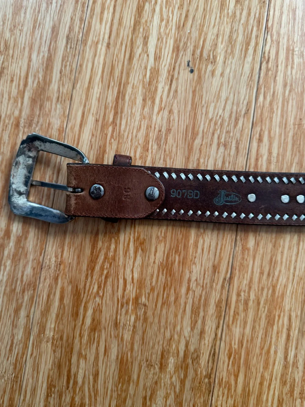 Vintage Justin brown leather silver hardware western style belt